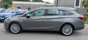 2017 Vauxhall Astra 1.6 Cdti Elite in Grey — image 5