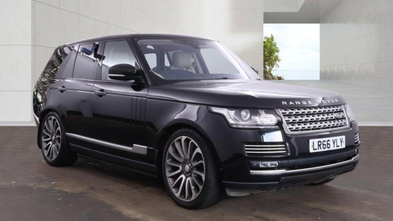 2017 Land Rover Range Rover 3.0 Td V6 Autobiography Auto 4WD Euro 6 (s/s) 5dr in Black — image 1