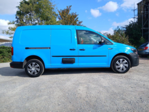 2016 Volkswagen Caddy Maxi 2.0 Tdi C20 Bluemotion Tech Startline Lwb Euro 6 (s/s) 6dr in Blue — image 5
