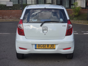 2011 Hyundai I10 1.2 Active Hatchback 5dr Petrol Manual Euro 5 (85 Bhp) in White — image 5