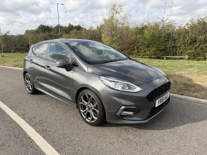2018 Ford Fiesta 1.0 T Ecoboost St-Line in Grey — image 1