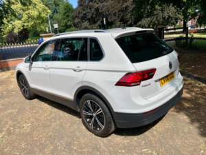 2018 Volkswagen Tiguan 1.4 Tsi Se Navigation Euro 6 (s/s) 5dr in White — image 6
