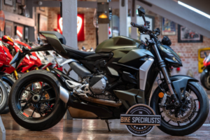 2022 Ducati Streetfighter V2