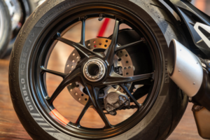 2022 Ducati Streetfighter V2 *storm Green - One Owner* in Green — image 6