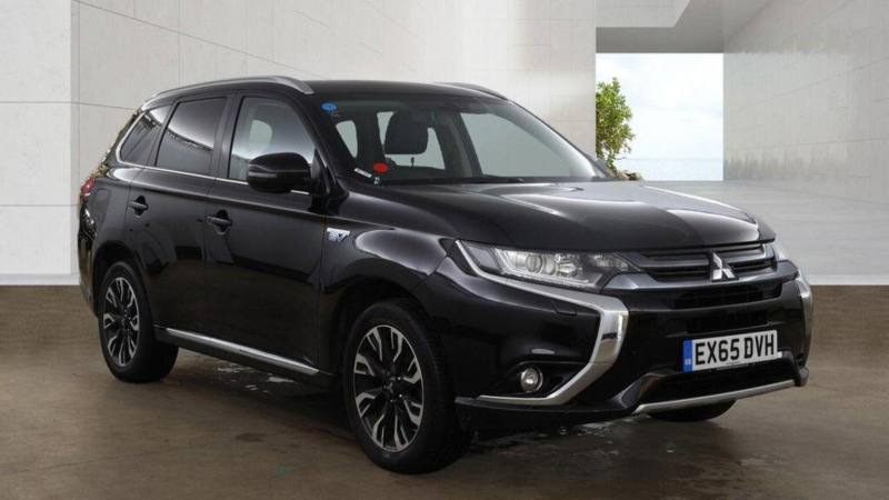 2015 Mitsubishi Outlander 2.0h 12kwh Gx3h CVT 4WD Euro 6 (s/s) 5dr in Black — image 1