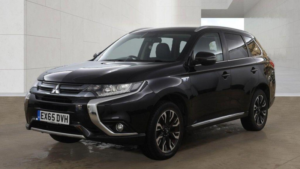 2015 Mitsubishi Outlander 2.0h 12kwh Gx3h CVT 4WD Euro 6 (s/s) 5dr in Black — image 2
