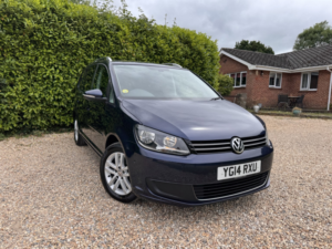 2014 Volkswagen Touran 2.0 Tdi Bluemotion Tech Se in Blue — image 5