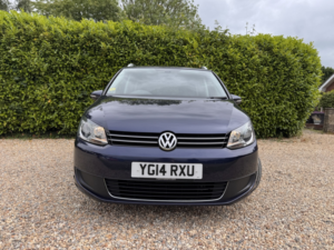 2014 Volkswagen Touran 2.0 Tdi Bluemotion Tech Se in Blue — image 6