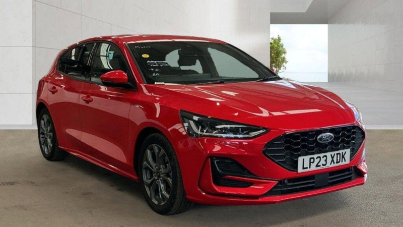 2023 Ford Focus 1.0t Ecoboost Mhev St-Line Dct Euro 6 (s/s) 5dr in Red — image 1
