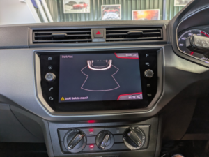 2019 SEAT Arona 1.0 Tsi Se Technology SUV Manual. Sat Nav. Carplay. Rear Parking Sensors. Bluetooth. in Silver — image 4