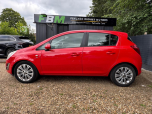 2012 Vauxhall Corsa 1.3 Cdti Ecoflex Se Euro 5 5dr in Red — image 2