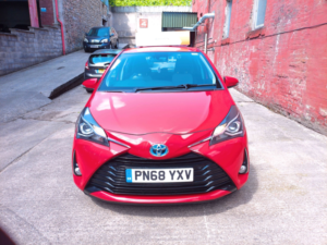 2018 Toyota Yaris 1.5 Vvt-H Icon Tech — image 2