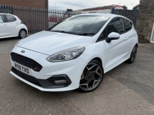 2019 Ford Fiesta 1.5 T Ecoboost St-3 in White — image 2