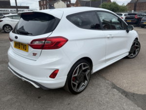 2019 Ford Fiesta 1.5 T Ecoboost St-3 in White — image 3