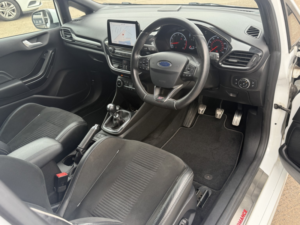 2019 Ford Fiesta 1.5 T Ecoboost St-3 in White — image 6