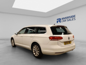 2016 Volkswagen Passat 2.0 Tdi Bluemotion Tech Se Business Estate 5dr Diesel DSG Euro 6 (s/s) (150 Ps) in White — image 6