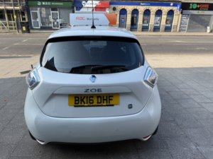 2016 Renault Zoe Dynamique Intens in White — image 5
