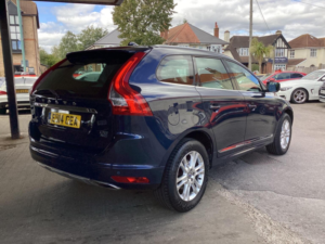 2014 Volvo Xc60 2.4 D5 Se Lux Nav AWD Euro 5 (s/s) 5dr in Blue — image 4