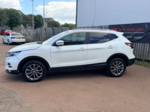 2020 Nissan Qashqai 1.7 Dci N-Connecta in White — image 4