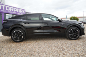 2024 Peugeot 408 1.2 Puretech Gt Fastback Eat Euro 6 (s/s) 5dr in Black — image 6