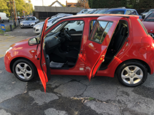 2007 Suzuki Swift 1.5 Glx in Red — image 5