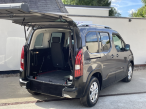 2020 Peugeot Rifter Wheelchair Accessible Disabled Access Vehicle Wav MPV in Grey — image 4