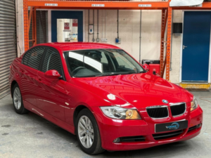 2007 BMW 3 Series 2.0 320i Es Auto Euro 4 4dr in Red — image 5