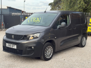 2019 Peugeot Partner 1.6 Bluehdi 650 Professional Standard Panel Van Swb Euro 6 5dr in Grey — image 3