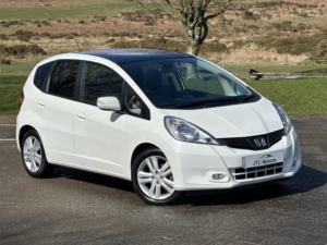 2014 Honda Jazz 1.4 I-Vtec Ex 5dr Auto, White, Petrol + Low Mileage in White — image 6