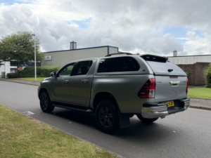 2022 Toyota Hilux 2.4 D-4d Icon in Silver — image 5
