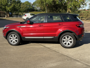 2013 Land Rover Range Rover Evoque 2.2 Sd4 Pure in Red — image 6