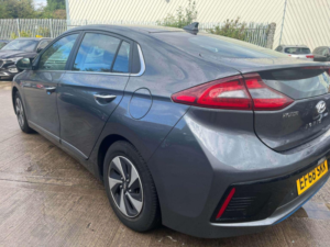 2018 Hyundai Ioniq 1.6 H-Gdi Premium Dct Euro 6 (s/s) 5dr in Grey — image 3
