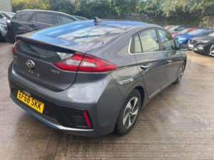 2018 Hyundai Ioniq 1.6 H-Gdi Premium Dct Euro 6 (s/s) 5dr in Grey — image 4