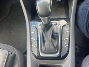2018 Hyundai Ioniq 1.6 H-Gdi Premium Dct Euro 6 (s/s) 5dr in Grey — image 5
