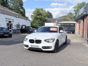2012 BMW 1 Series 2.0 120d Sport 5-Door in White — image 4