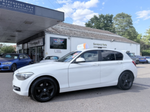 2012 BMW 1 Series 2.0 120d Sport 5-Door in White — image 6