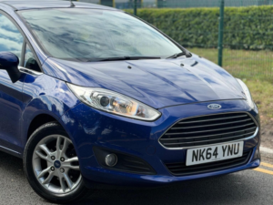 2014 Ford Fiesta 1.25 Zetec Euro 5 5dr in Blue — image 3