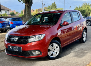 2017 Dacia Sandero 0.9 Laureate Tce 90 in Red — image 3