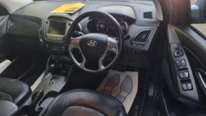 2014 Hyundai Ix35 2.0 Crdi Premium Panorama Auto 4WD Euro 5 5dr in Blue — image 2