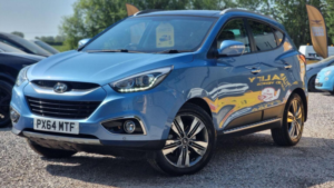 2014 Hyundai Ix35 2.0 Crdi Premium Panorama Auto 4WD Euro 5 5dr in Blue — image 3