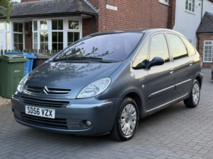 2006 Citroen Xsara Picasso 1.6 I 16v Desire in Grey — image 6