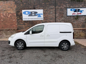 2017 Citroen Berlingo 1.6 Berlingo 850 Enterprise Blue Hdi in White — image 5