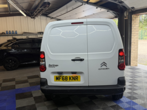2018 Citroen Berlingo 1.6 Bluehdi 850 Enterprise in White — image 4