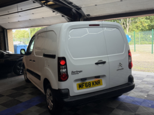 2018 Citroen Berlingo 1.6 Bluehdi 850 Enterprise in White — image 5