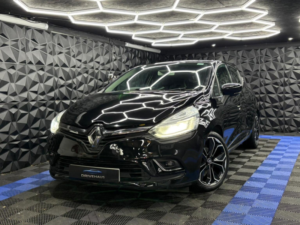 2017 Renault Clio 1.5 Dci Dynamique S Nav Edc Euro 6 (s/s) 5dr in Black — image 3