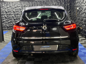 2017 Renault Clio 1.5 Dci Dynamique S Nav Edc Euro 6 (s/s) 5dr in Black — image 4