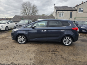 2015 Kia Carens 1.7 Crdi 3 in Blue — image 5