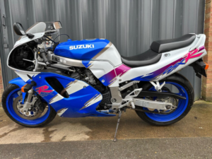 1994 Suzuki Gsxr750 Wn in White — image 3
