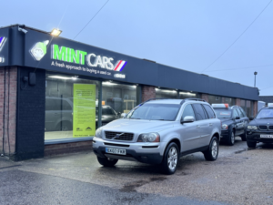 2007 Volvo Xc90 2.4 D5 Se in Silver — image 2
