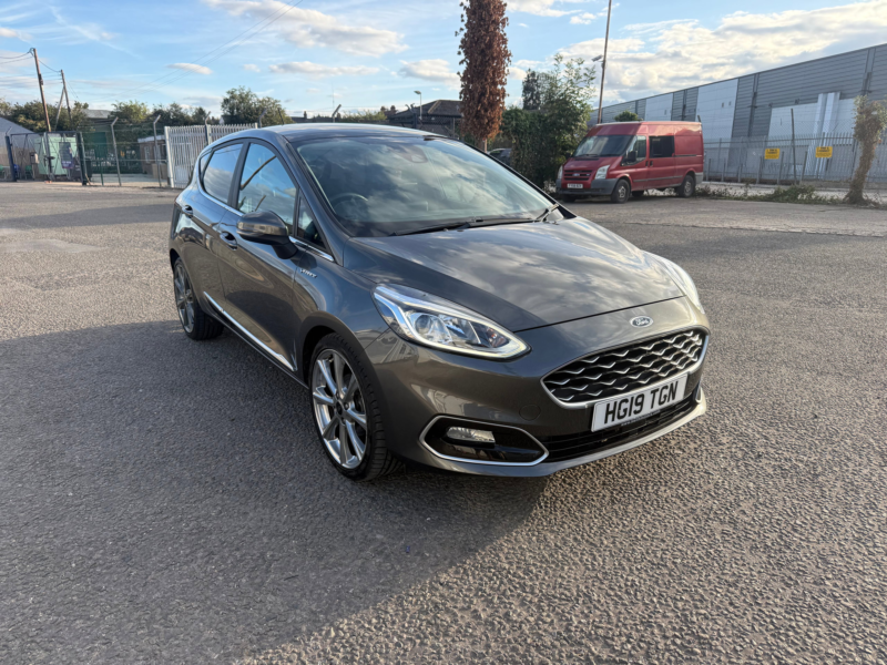2019 Ford Fiesta 1.0t Ecoboost Gpf Vignale Hatchback 5dr Petrol Auto Euro 6 (s/s) (100 Ps) in Grey — image 1